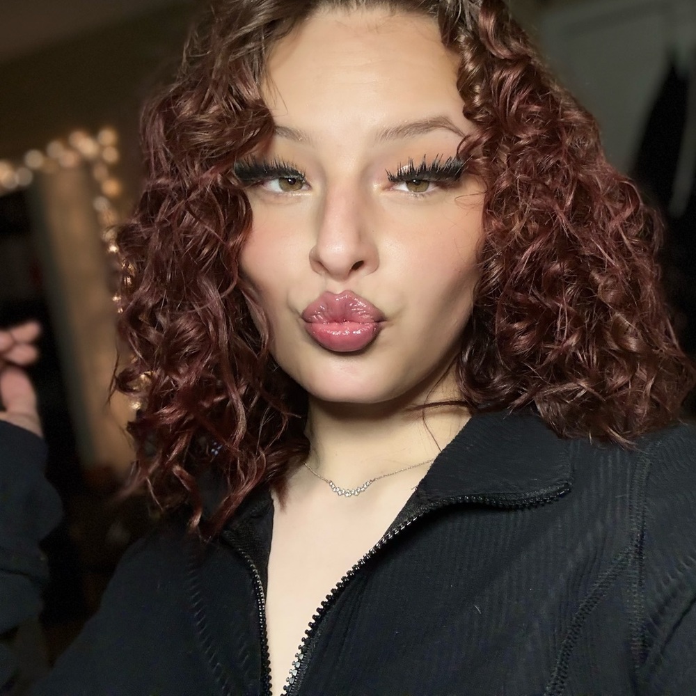 Meet your Posher, Amour